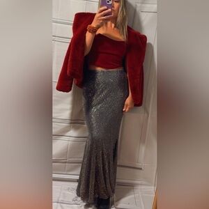 NWT ZARA SEQUIN SKIRT SIZE M
🚨FIRM PRICE NO DISCOUNT